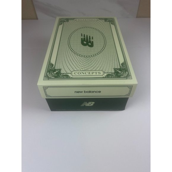 New Balance Concepts x New Balance 998 Sea Salt with Covert Green Size 10.5 US - Picture 2 of 10